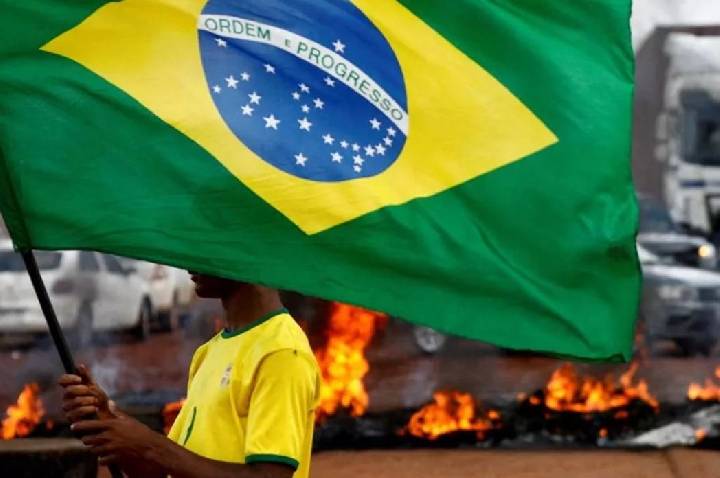 A CONTA CHEGOU - Bolsonaristas enfrentam multas milionárias por bloqueios ilegais em 2022