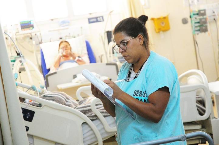 Cofen publica resolução que consolida diretrizes para prescrição de medicamentos por enfermeiros