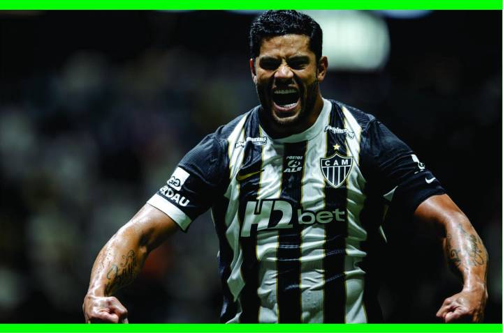 Hulk rescinde com o Atlético-MG e fica livre para assinar com o Fluminense