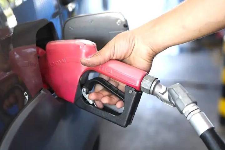 MUNDO - Gasolina dispara de forma absurda e atinge o preço de R$ 21 nas bombas de combustível