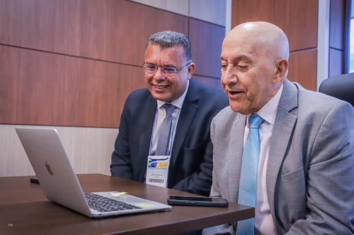 Nova Mamoré inicia construção de 50 casas populares com R$ 6,5 milhões e articulação de Confúcio Moura