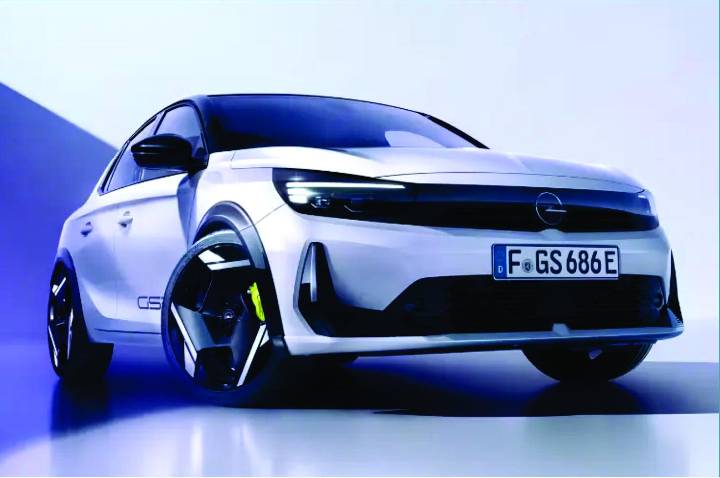 Novo Corsa elétrico tem 280 cv e acelera mais rápido que Golf GTI