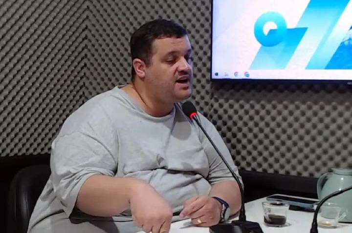 Vereador Thiago Tezzari destaca atuação técnica e compromisso com Porto Velho em entrevista ao “Café na Redação”