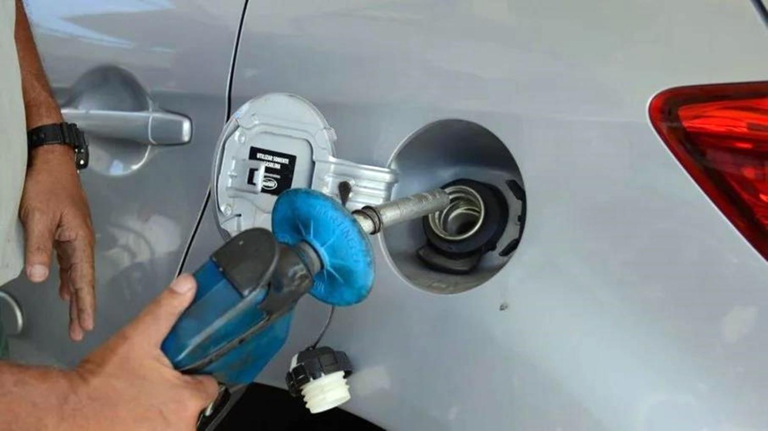 Conselho da Petrobras se reúne para debater reajuste nos combustíveis