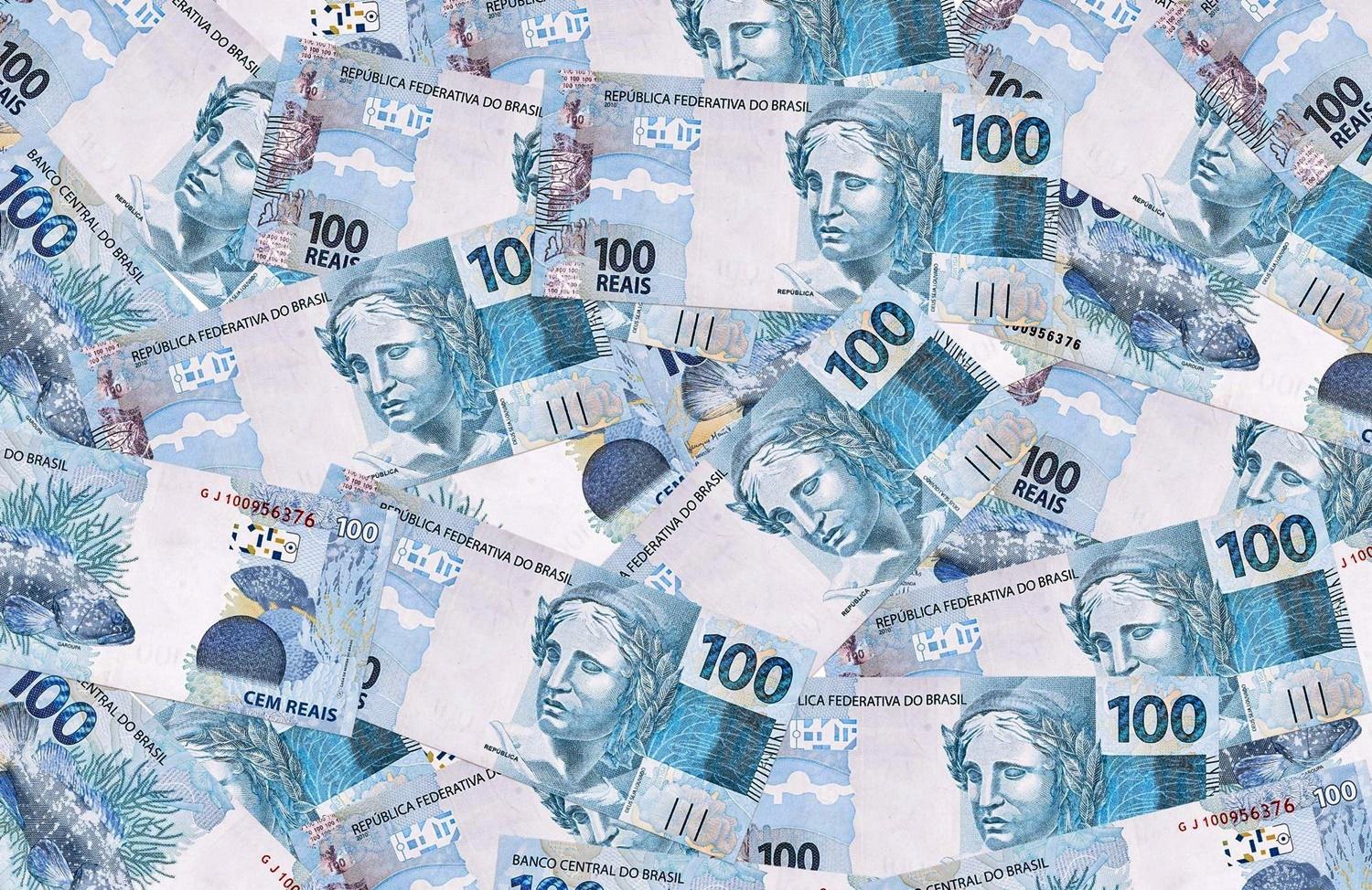 Após 28 anos de existência, nota de R$ 100 compra hoje o mesmo que R$ 13,91 em 1994