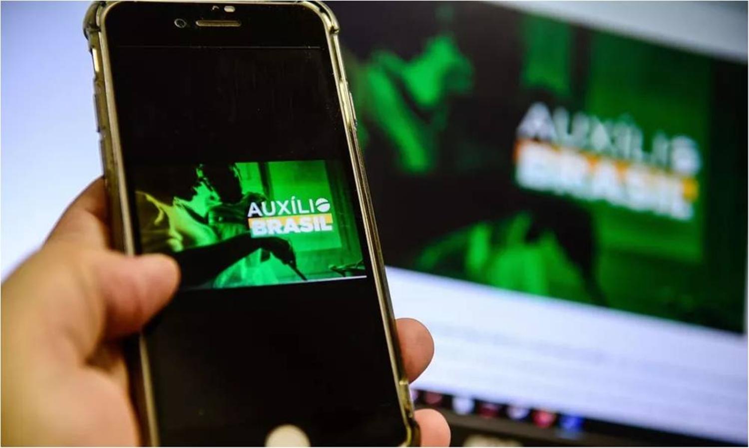 Governo antecipa parcela de agosto do Auxílio Brasil; veja calendário