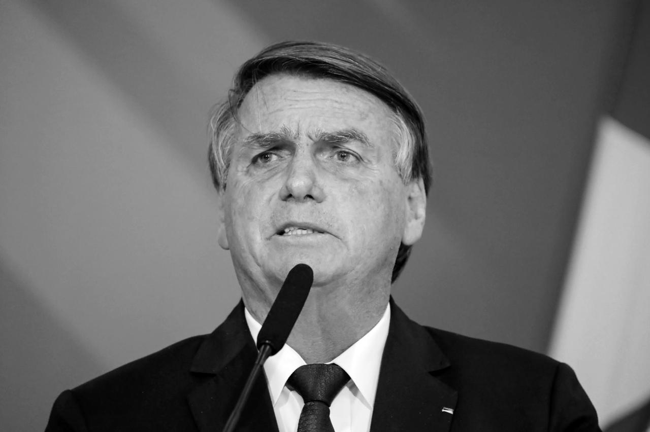 Governo Bolsonaro distribuiu R$ 21 bilhões extras para eleitores durante campanha