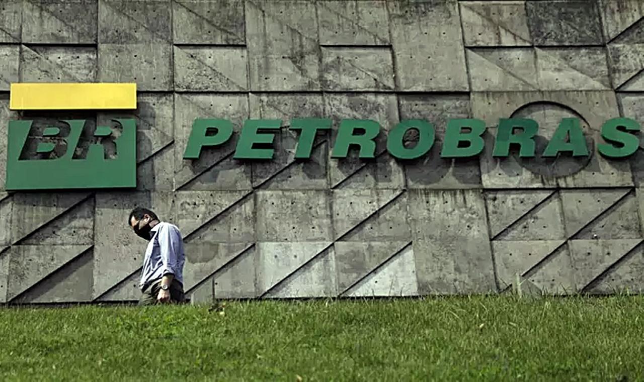 Petrobras tem lucro recorde de R$ 188,3 bi em 2022 e pagará R$ 215,7 bi em dividendos a acionistas
