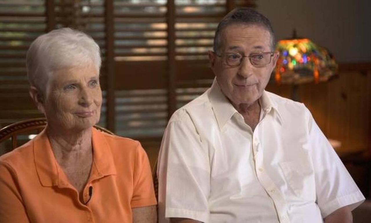 Golpe de sorte: casal encontra falha em jogo de loteria e leva prêmio milionário para casa
