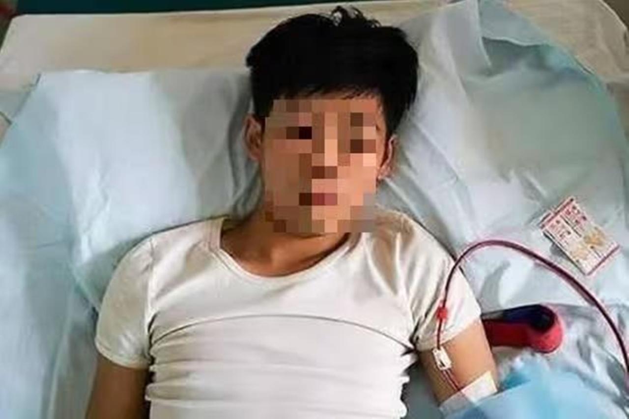 Vendeu  rim para comprar iPhone e fica em estado grave após cirurgia clandestina