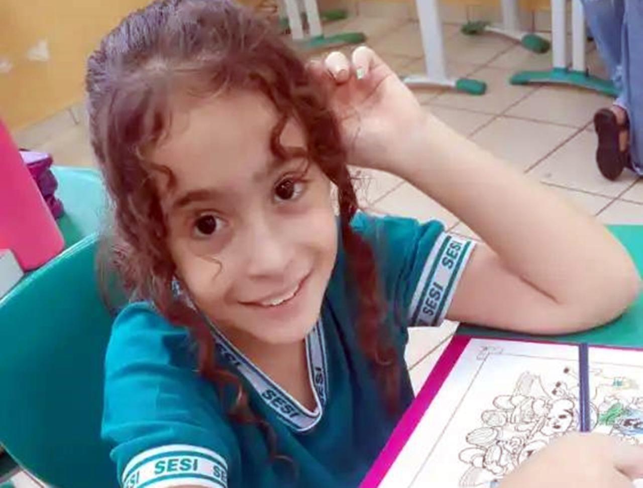 DIA DO CABELO MALUCO - Atividade com a turma do 2º ano do SESI de Pimenta Bueno ensina o respeito às diferenças