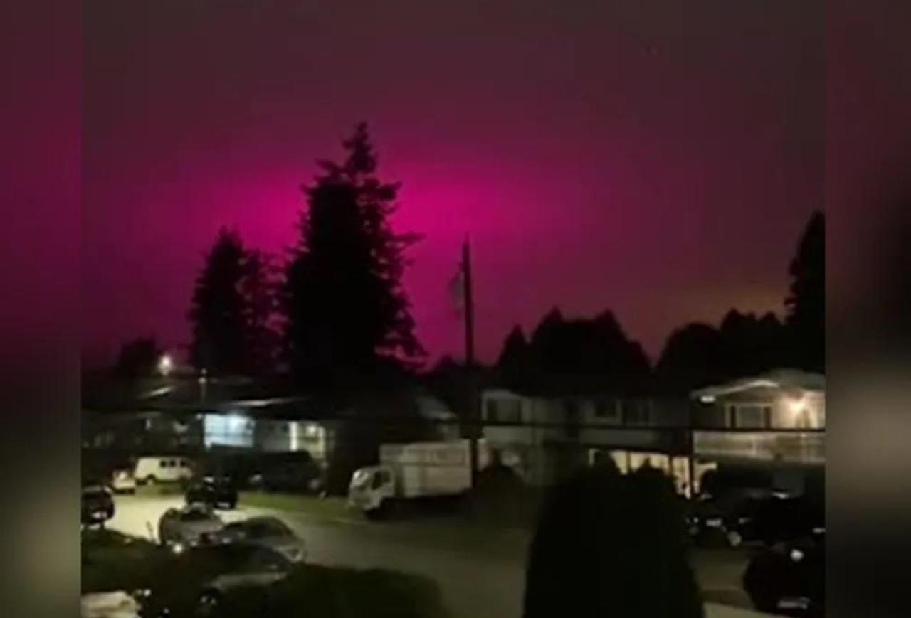 Estufa de maconha deixa céu do Canadá rosa durante a madrugada