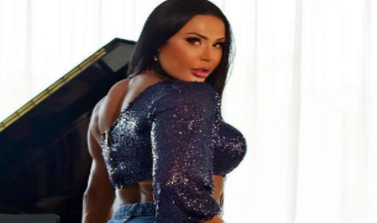 PELADA?’: Gracyanne Barbosa exibe corpão em vídeo no pole dance; assista
