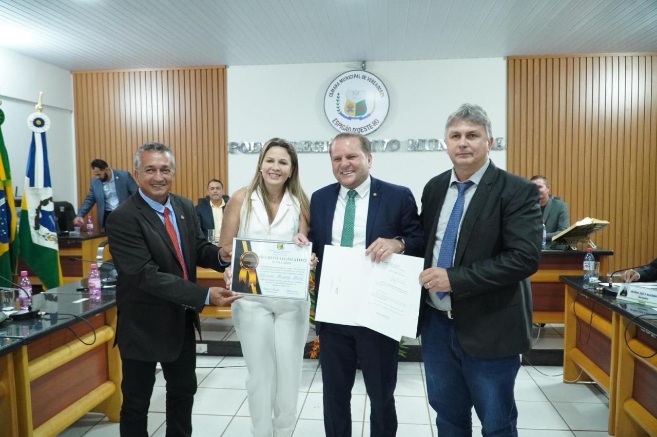 ESPIGÃO DO OESTE - Vereadores entregam título e destacam trabalho de Cirone