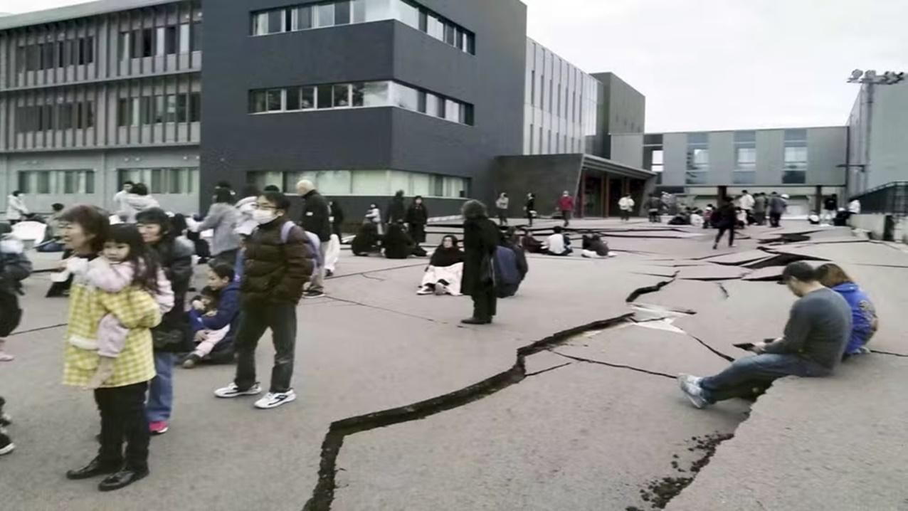 Japão tem alerta de 'grande tsunami' após terremoto de magnitude 7,6