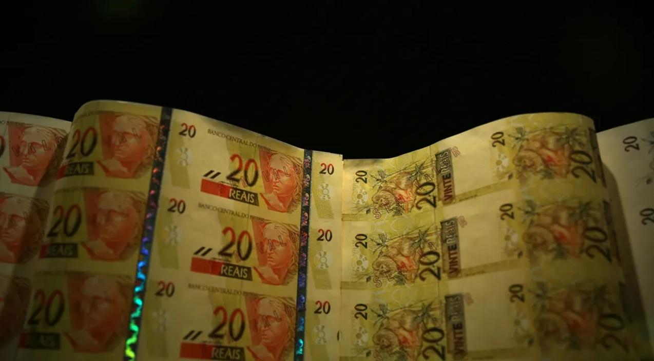 Brasil volta ao grupo das 10 maiores economias do mundo após alta do PIB