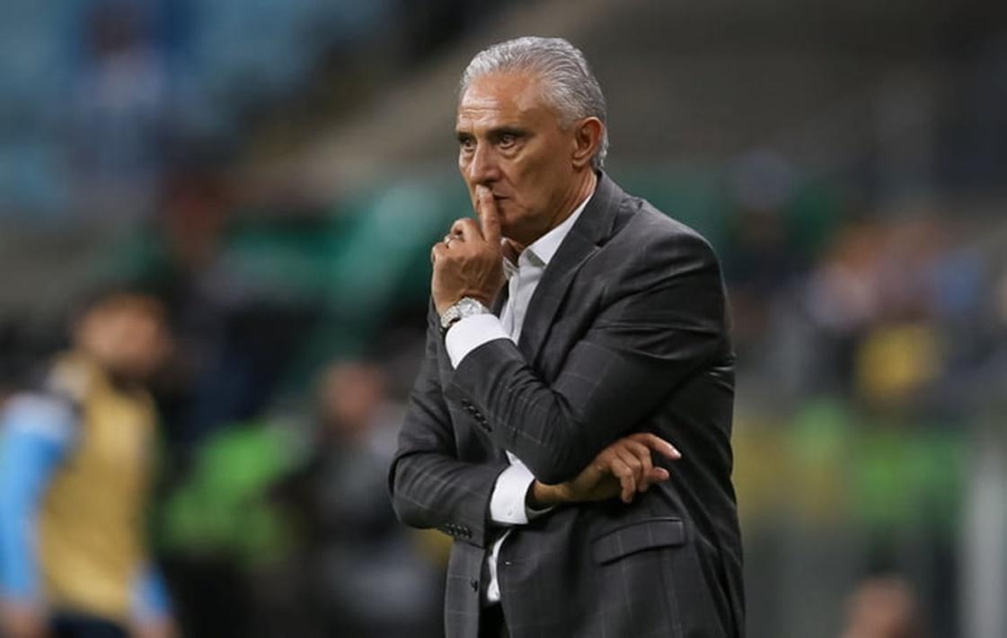 Com Flamengo em crise, Tite reencontra Corinthians após 8 anos