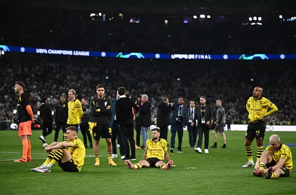 Borussia Dortmund fica com o vice e ganha prêmio maior que Real Madrid; entenda