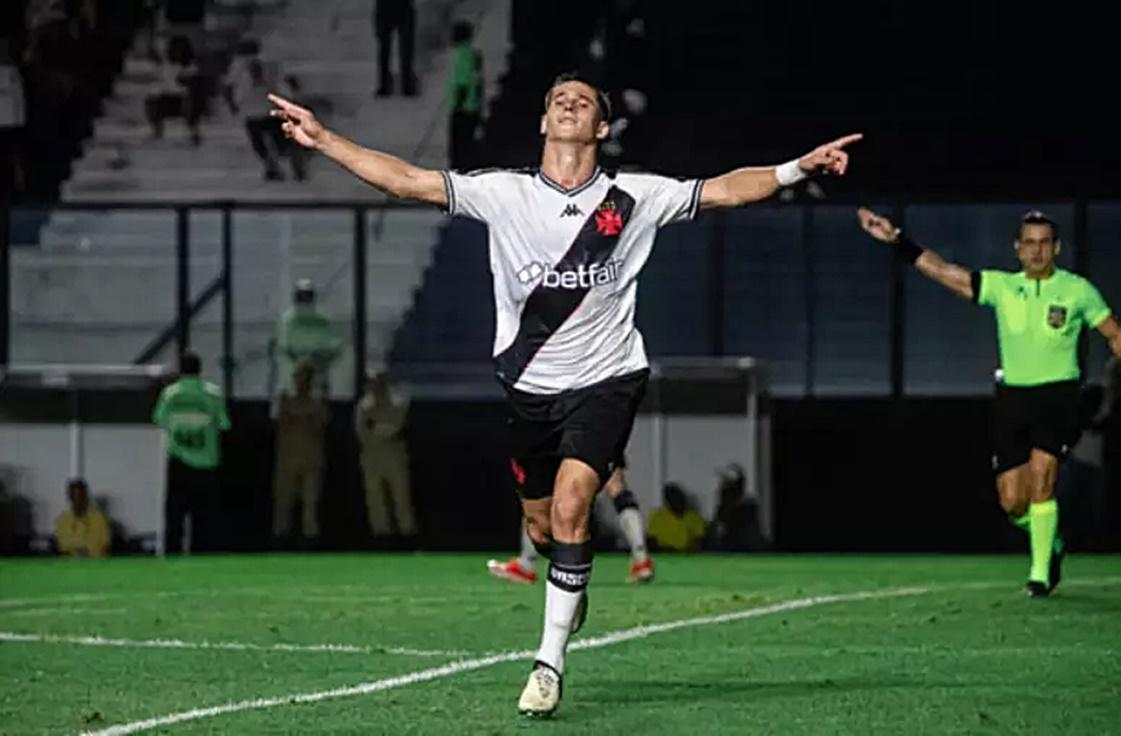 Vasco vira, deixa Z4 e aumenta sequência negativa do São Paulo