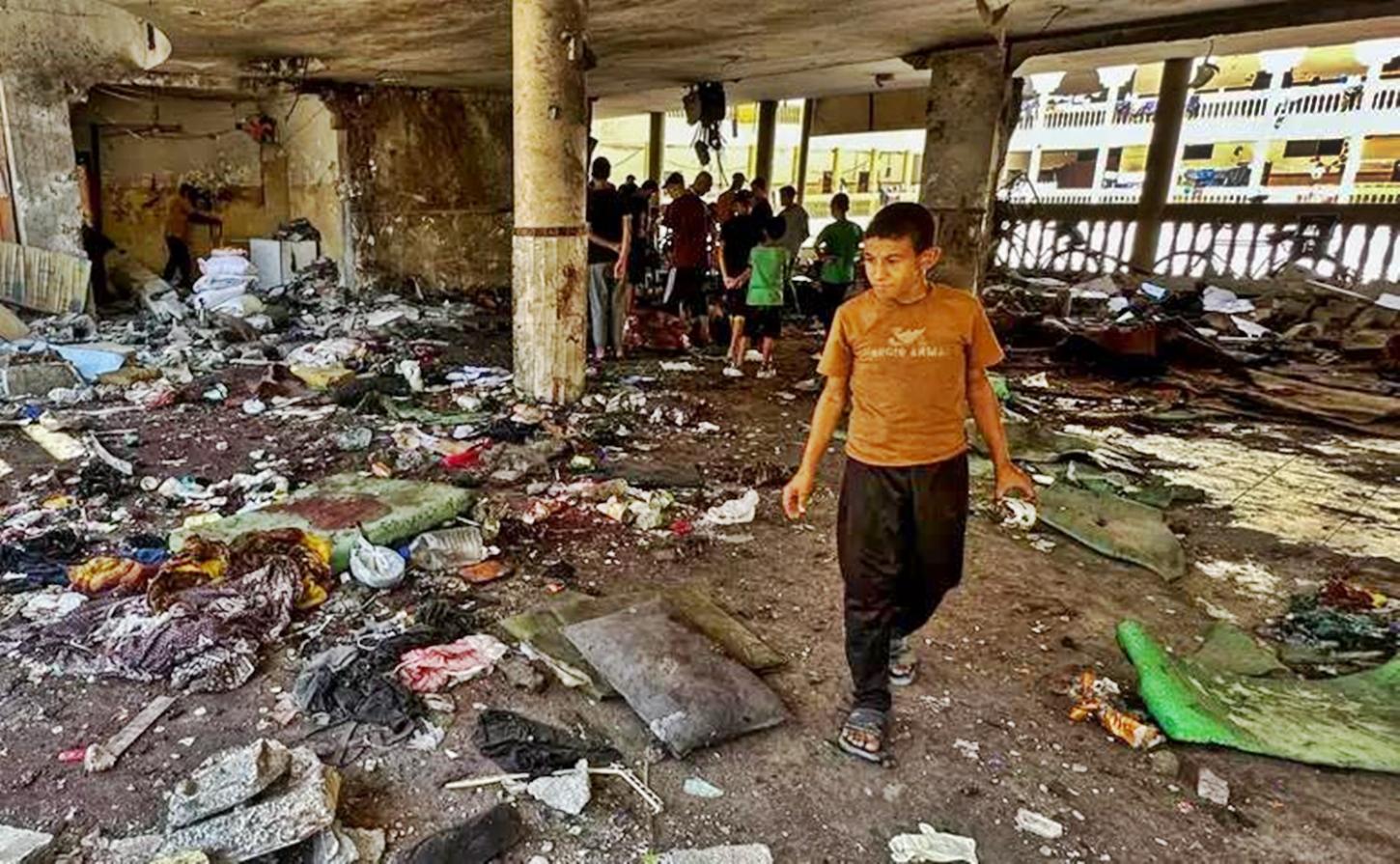 Ataque israelense em escola deixa mais de 100 mortos em Gaza