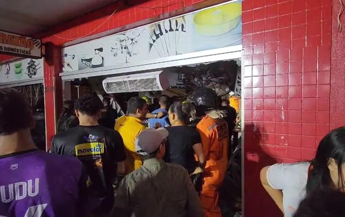 CACOAL - Mezanino de loja que desabou em Cacoal, RO, foi construído sem acompanhamento técnico, diz Crea