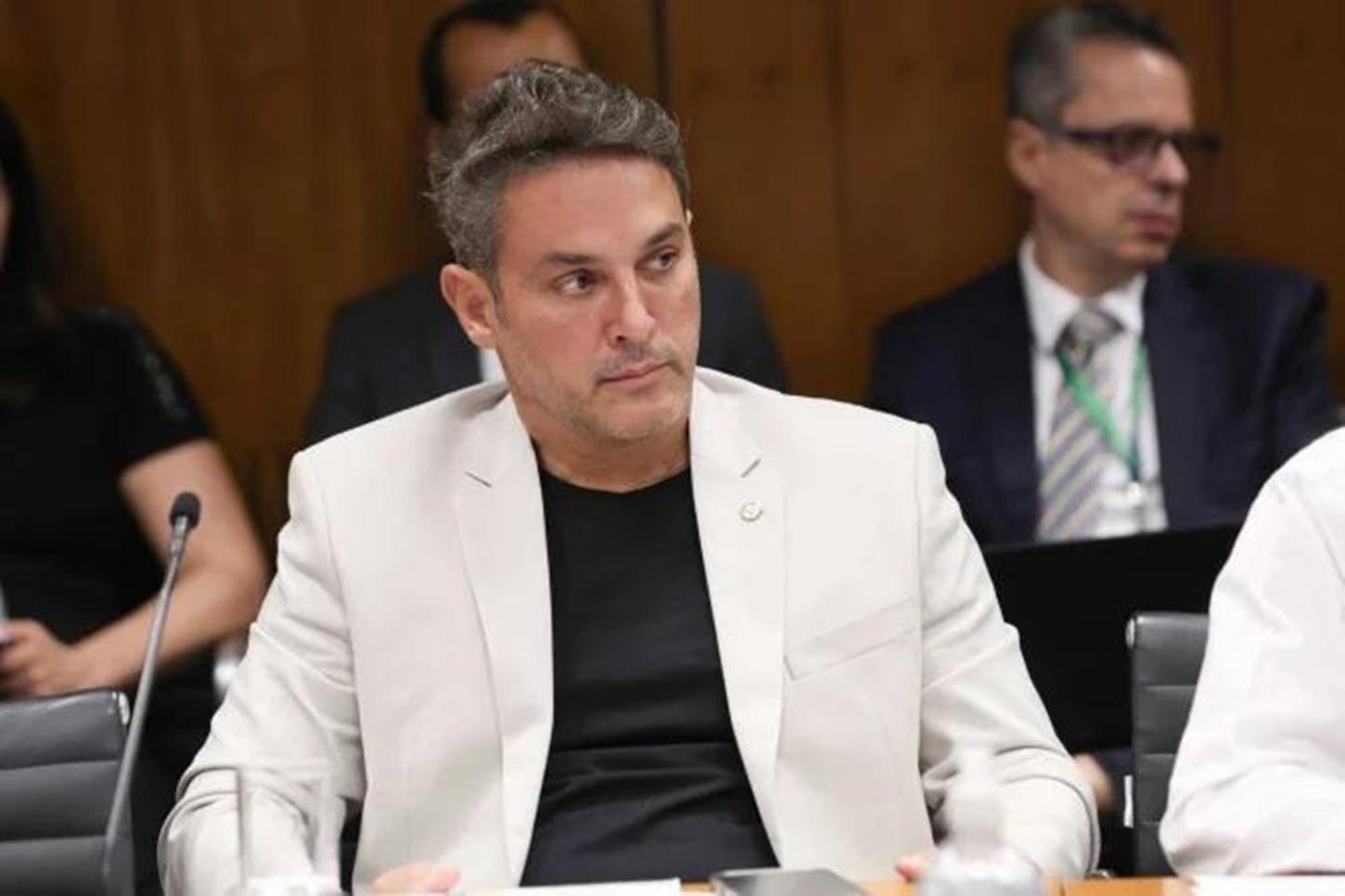 Bolsonaristas buscam nova saída para forçar anistia