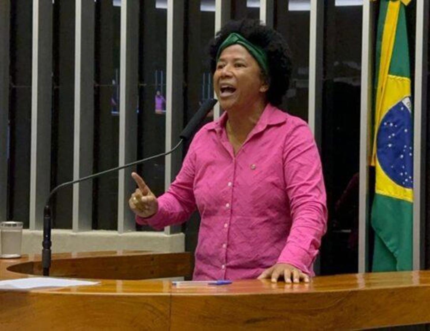 Sílvia Cristina volta a cobrar que a Câmara Federal vote a PEC 47 da transposição