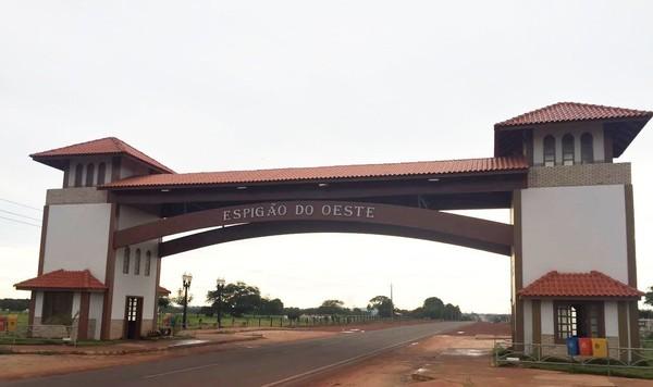 Feira de Espigão é realizada, com apoio de Cirone Deiró