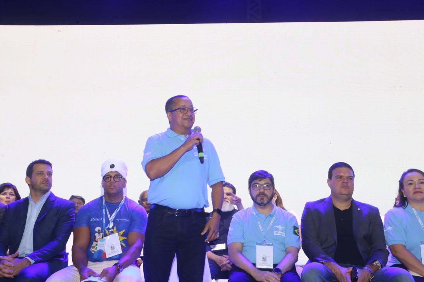 Abertura do 27º CBCENF exalta nome de Anna Nery e notabiliza força global da Enfermagem