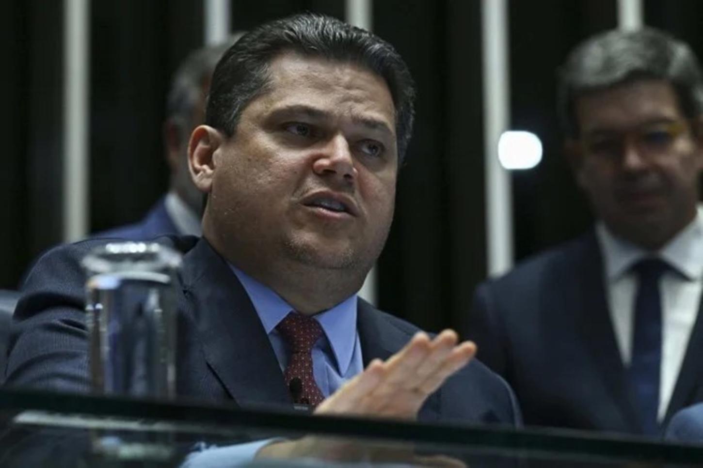 Ministros do STF advertem que anistia será declarada inconstitucional
