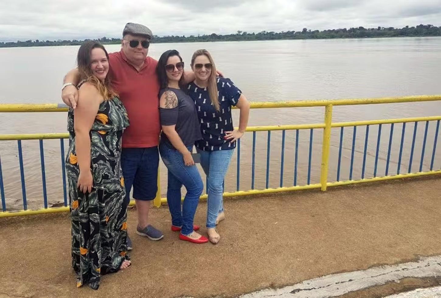 Depois da morte do pai, filhas encontram 'mensagem final' com conselhos, receitas e músicas em Rondônia