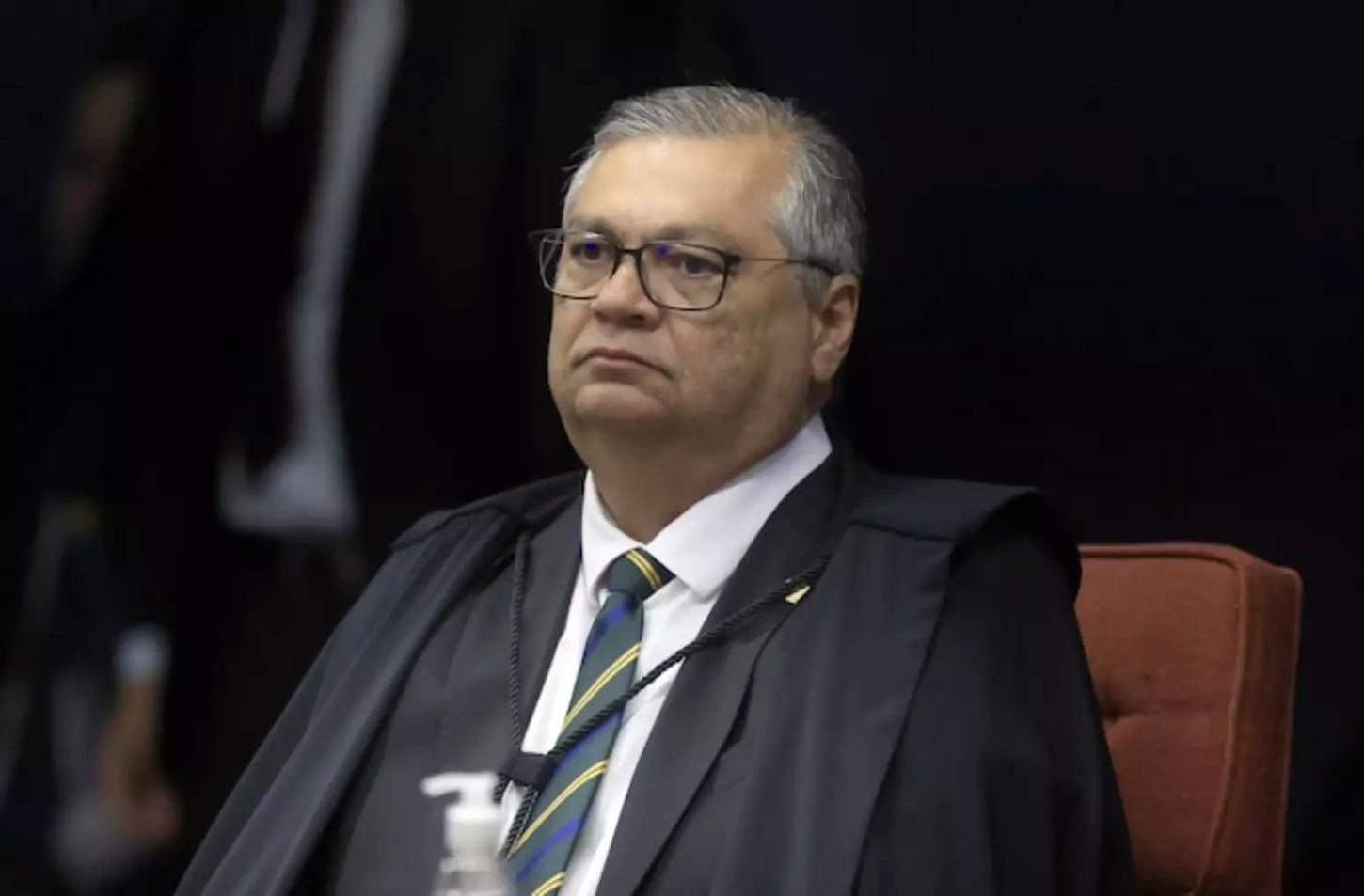 Flávio Dino vence ação de R$ 1,2 milhão contra hospital por morte de seu filho em 2012