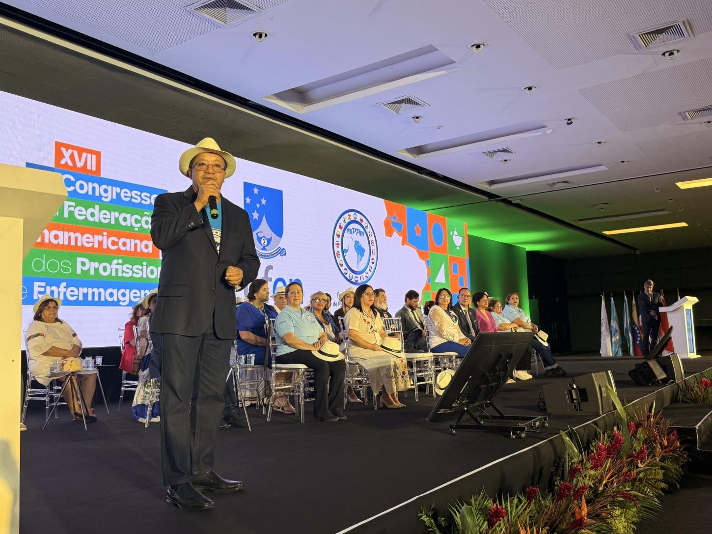 “A Enfermagem é a chave para melhorar a saúde das nações”, afirma presidente do Cofen na abertura do Congresso da Feppen