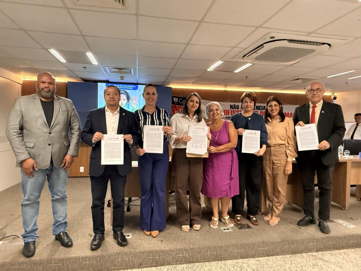 Cofen recebe documento com propostas para enfrentamento da violência contra profissionais de Enfermagem