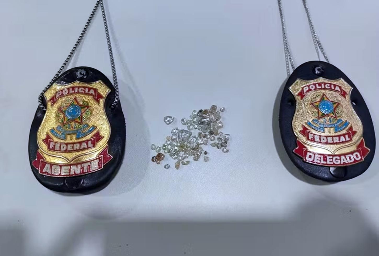 ESPIGÃO DO OESTE - Suspeitos de vender diamantes ilegais são presos em flagrante durante negociação