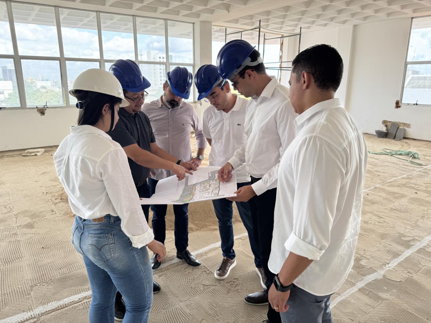 Presidente do Cofen visita o Coren-PI e acompanha obras de reforma da sede em Teresina