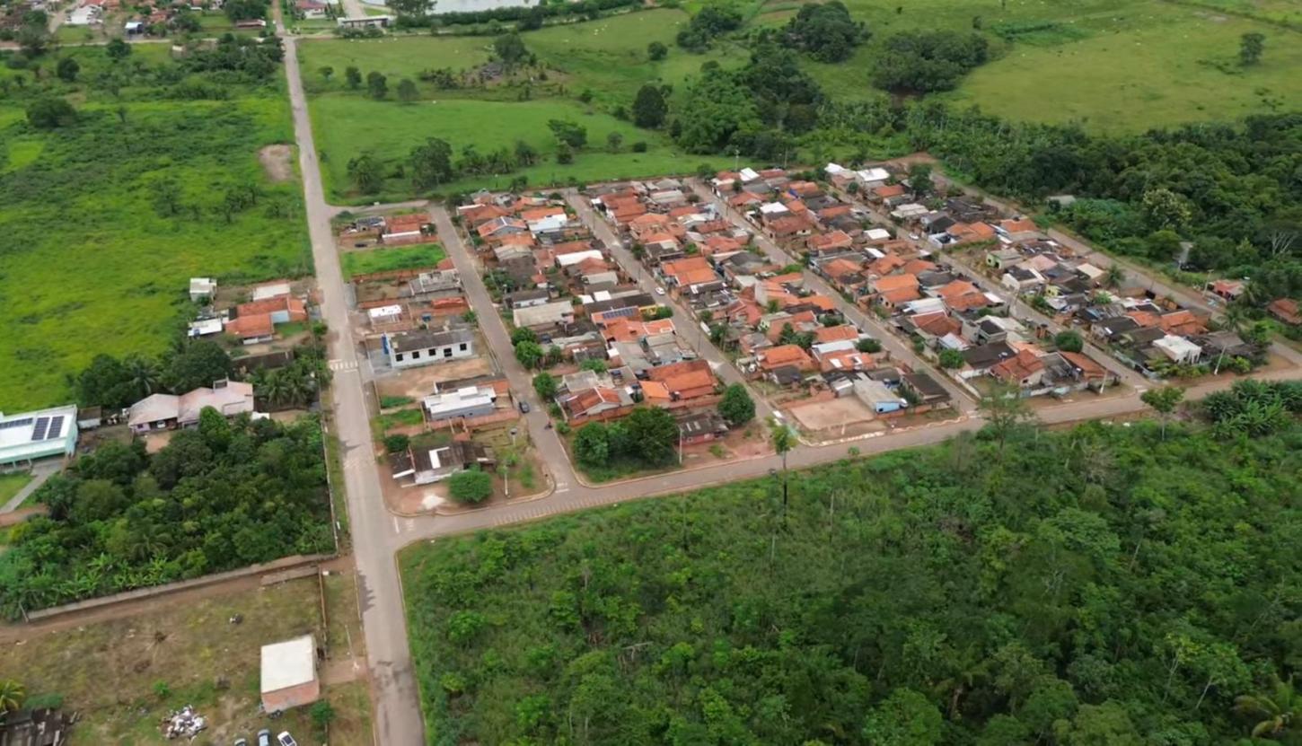 Cássio Gois leva lazer e dignidade ao bairro Jardim Vitória com construção de nova praça