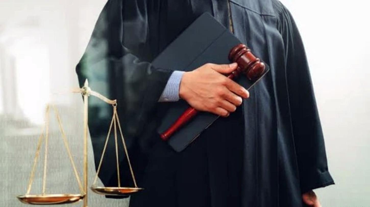 5 dos 'penduricalhos' mais inacreditáveis do funcionalismo brasileiro