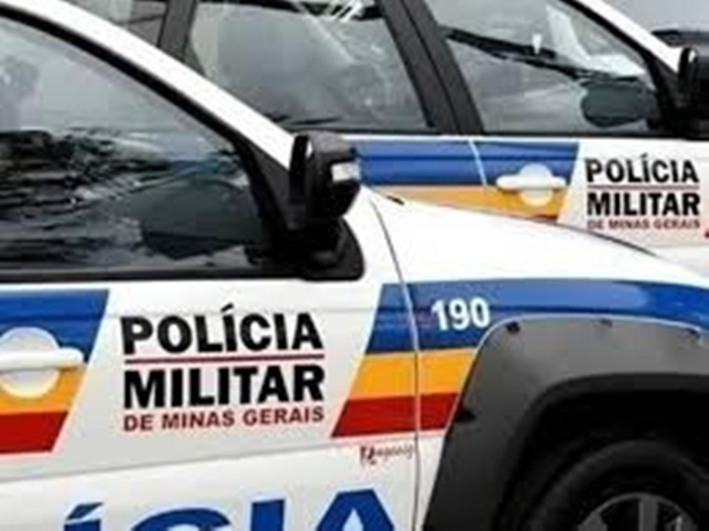 Ex-namorado arrasta mulher em carro por 400 metros no interior de MG