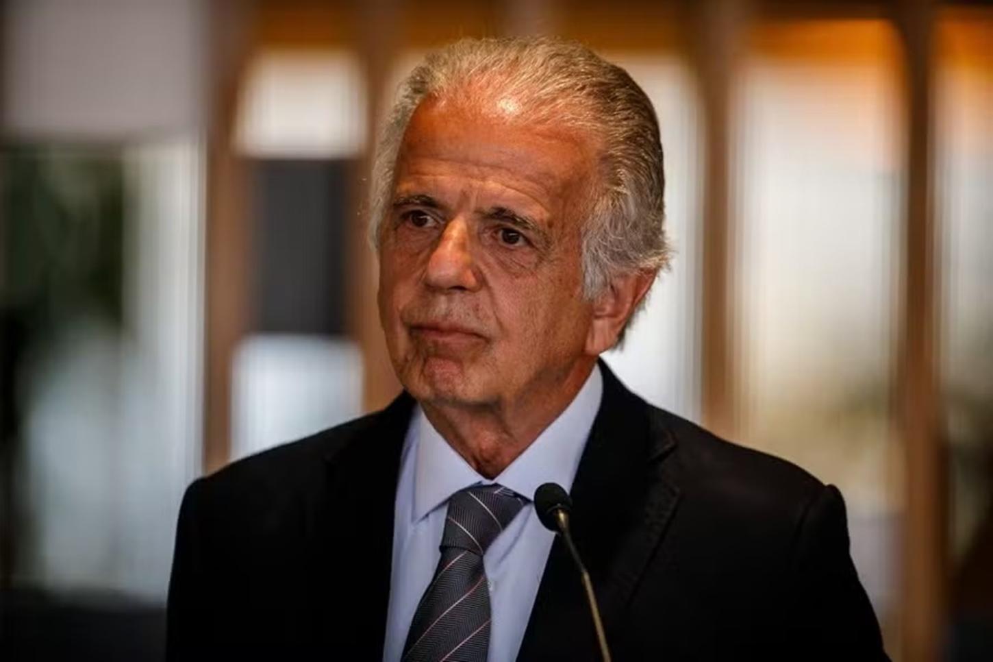 Guerra no Irã: ‘Brasil se prepara para tempos difíceis’, afirma ministro da Defesa