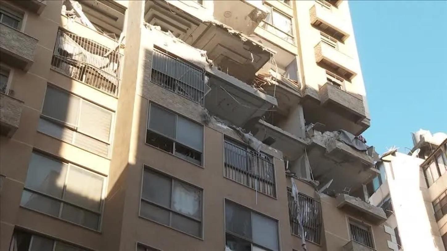 Israel ataca áreas residenciais de Beirute e Teerã