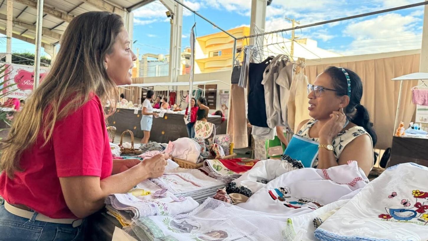 Cacoal: Feira valoriza o artesanato, fomenta o empreendedorismo e agrada o público 