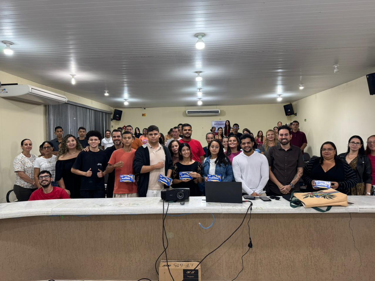 Cássio Gois leva qualificação a Presidente Médici e destaca papel da ELERO na transformação social