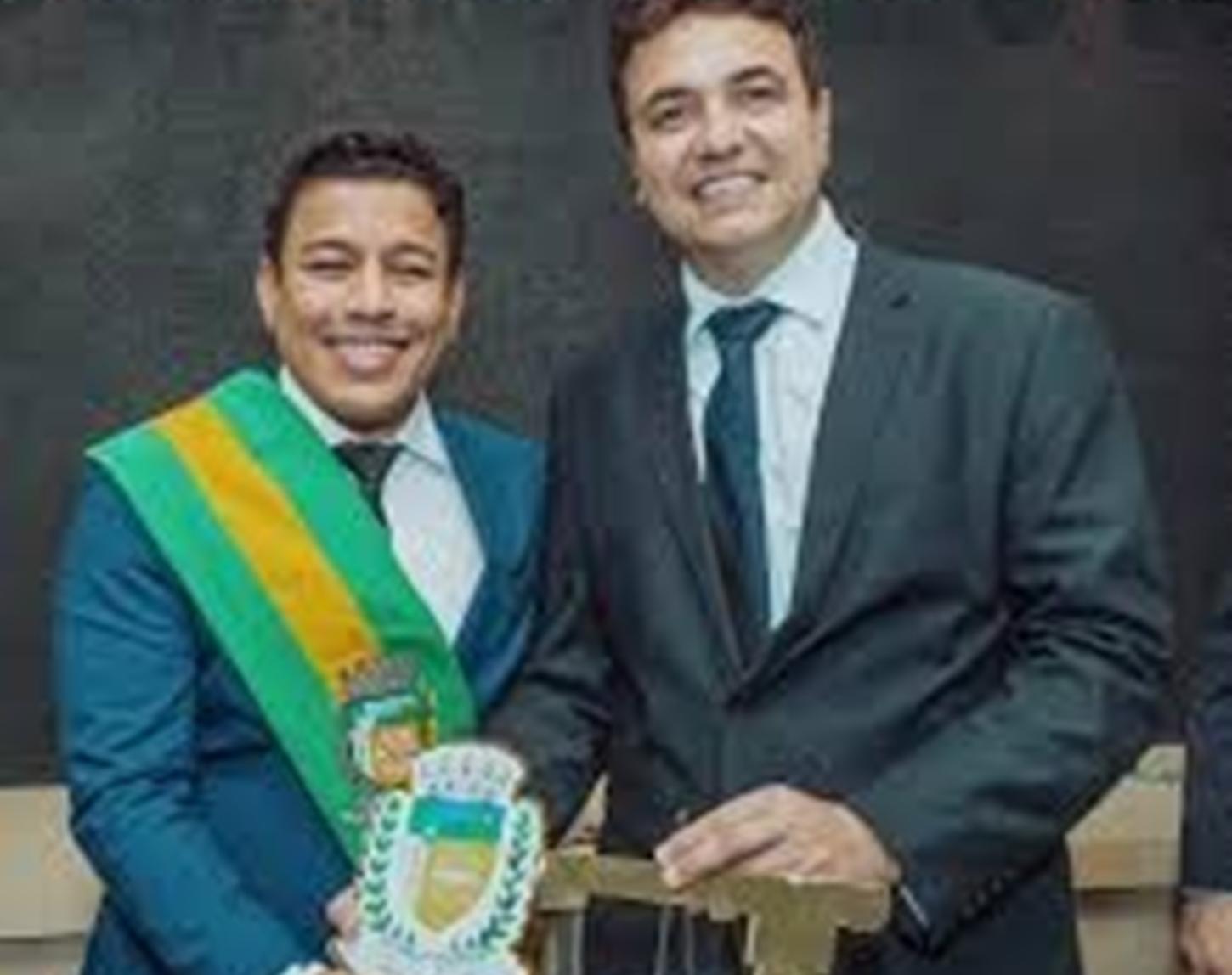 Em meio a tretas com Tony Pablo, fofocas e  boatos, Fúria diz que renuncia ao cargo de prefeito nesse dia 02, as 19 horas