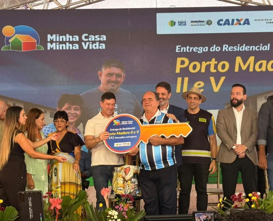 Mais de 500 famílias realizam o sonho da casa própria ao receber chave nos Residenciais Porto Madero II e V, em Porto Velho