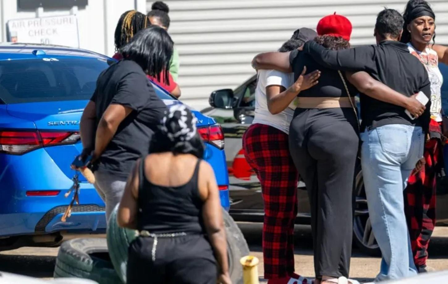 Mundo - Atirador era pai de 7 das 8 crianças que matou a tiros neste domingo (19), diz a polícia