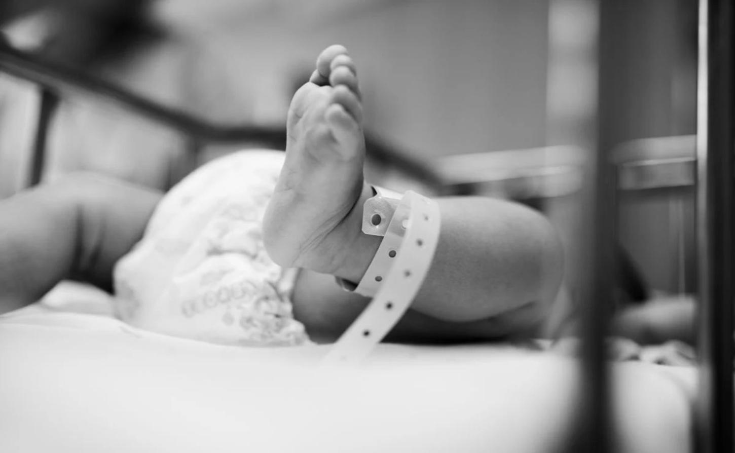 Sete bebês são assassinados em hospital e polícia prende chefe e enfermeira