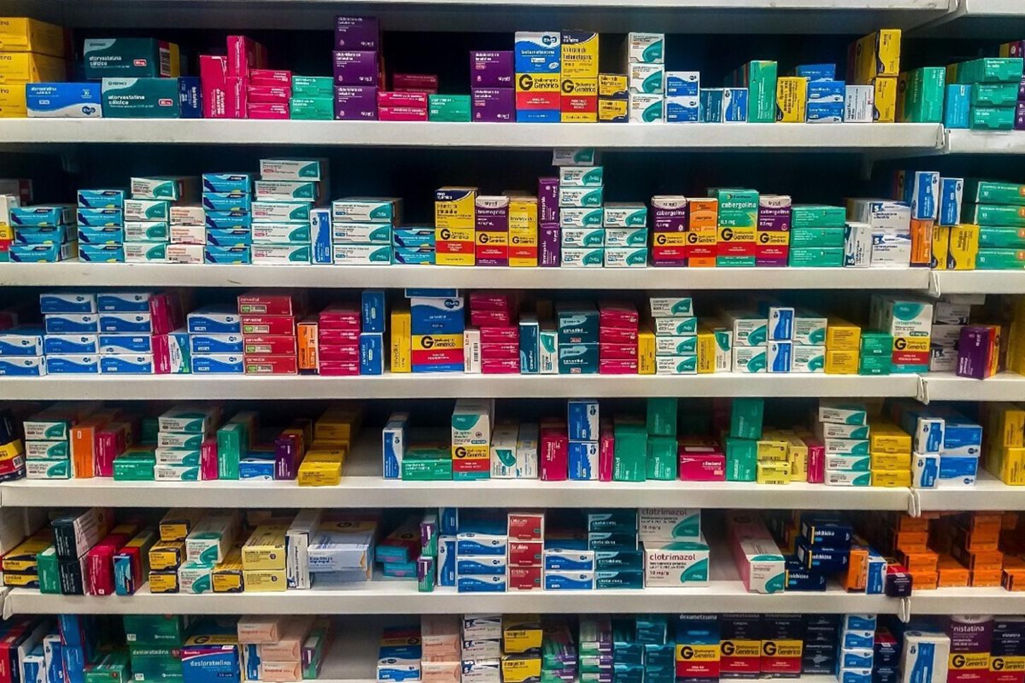 Se você quer ter uma velhice sem demência, converse com seu médico e repense agora o uso desses 4 remédios